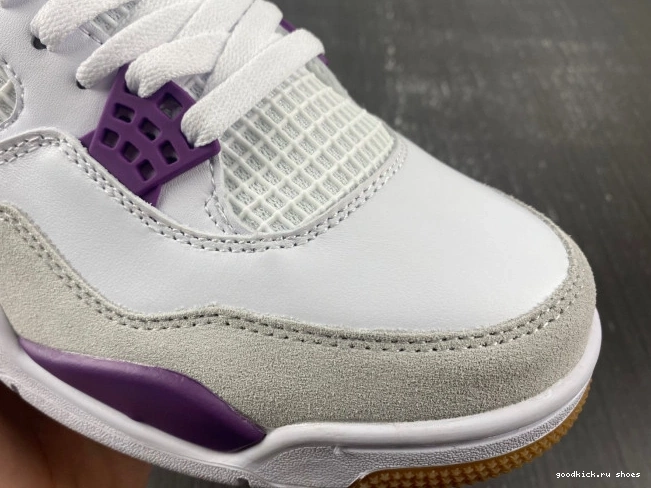 DR5415-150 Retro SB Jordan 4 0709